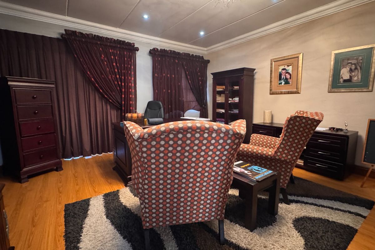 Impressive Luxury Off-the-Grid Estate Living at its Finest in Three Rivers East - Photo 5