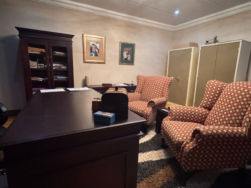 Impressive Luxury Off-the-Grid Estate Living at its Finest in Three Rivers East - Photo 6