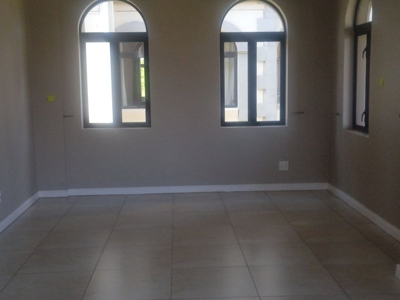 Immaculate 3 bedroom home for rent - Ifafi - Photo 2