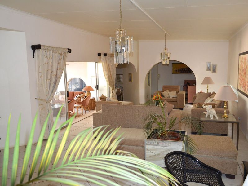 SOLE AND EXCLUSIVE MANDATE PRIVATELY PRESENTED BY HEART AND HOME REALTY  - Photo 5