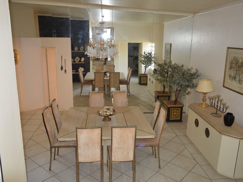 SOLE AND EXCLUSIVE MANDATE PRIVATELY PRESENTED BY HEART AND HOME REALTY  - Photo 10