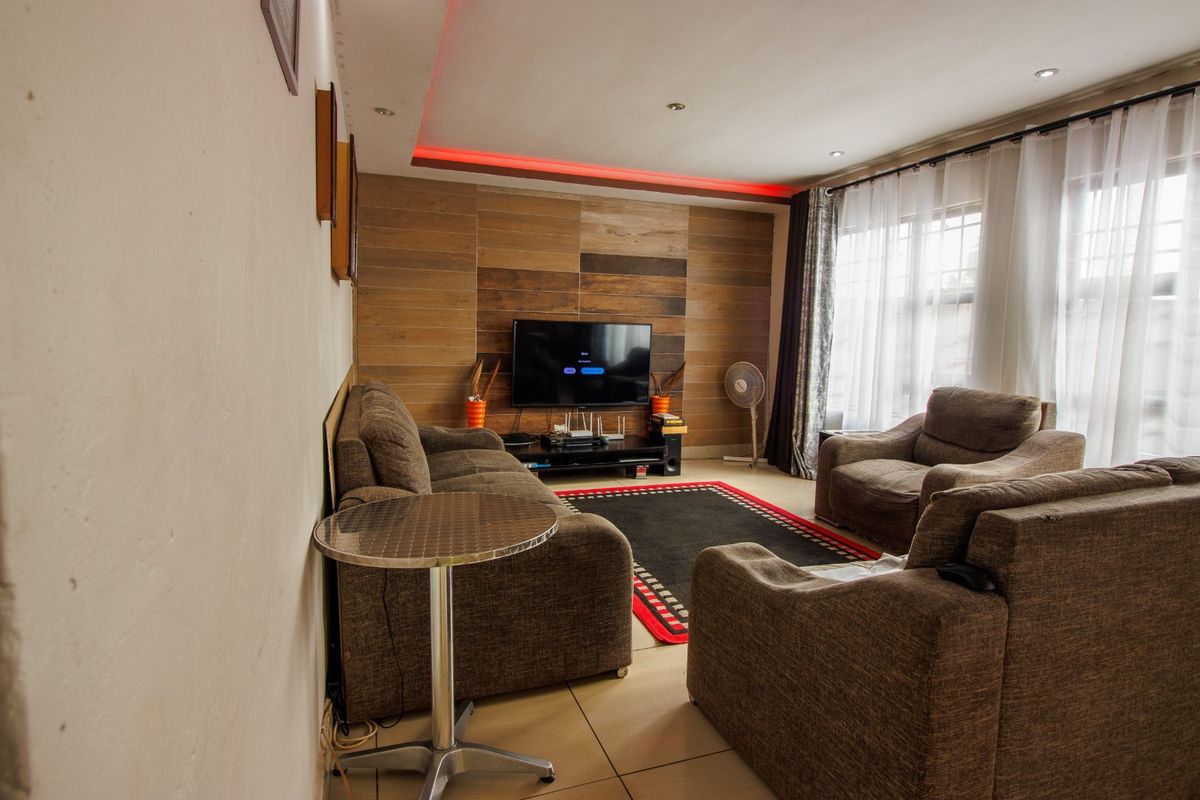Affordable 3-Bedroom Home with Endless Potential in Lehae - Photo 3