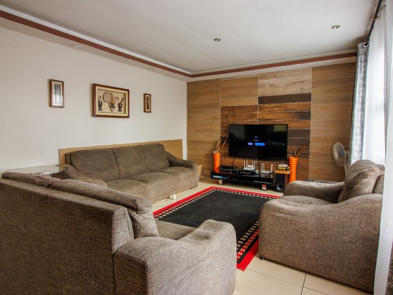 Affordable 3-Bedroom Home with Endless Potential in Lehae - Photo 4