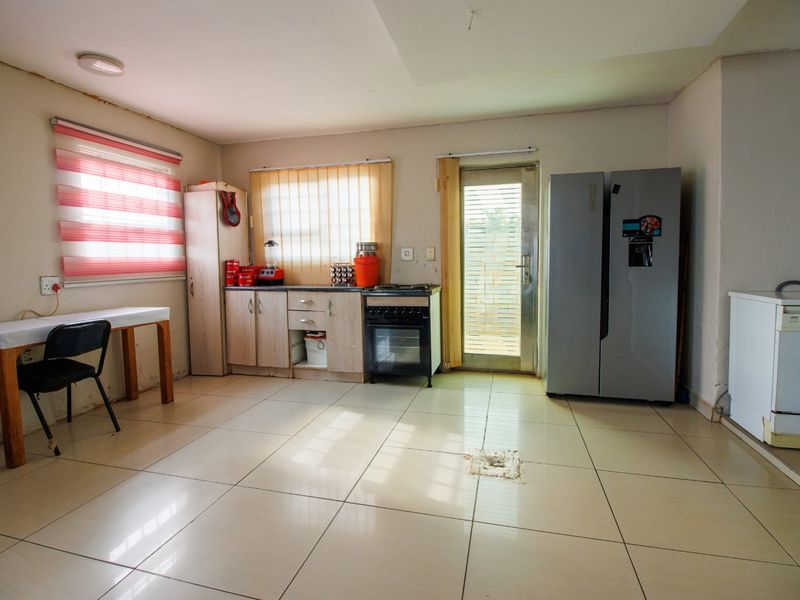 Affordable 3-Bedroom Home with Endless Potential in Lehae - Photo 6