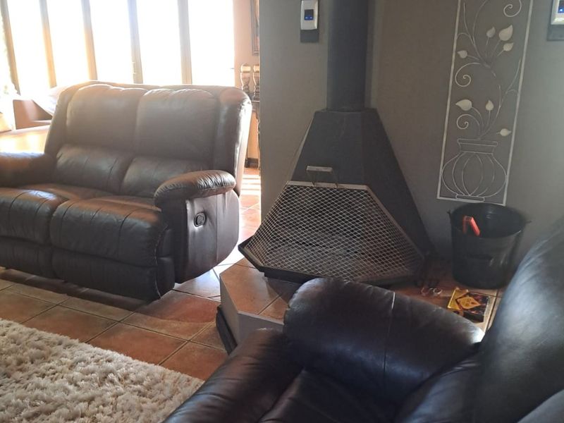 Exclusive Waterfront Lifestyle & Investment Estate on the Vaal Dam - Photo 10