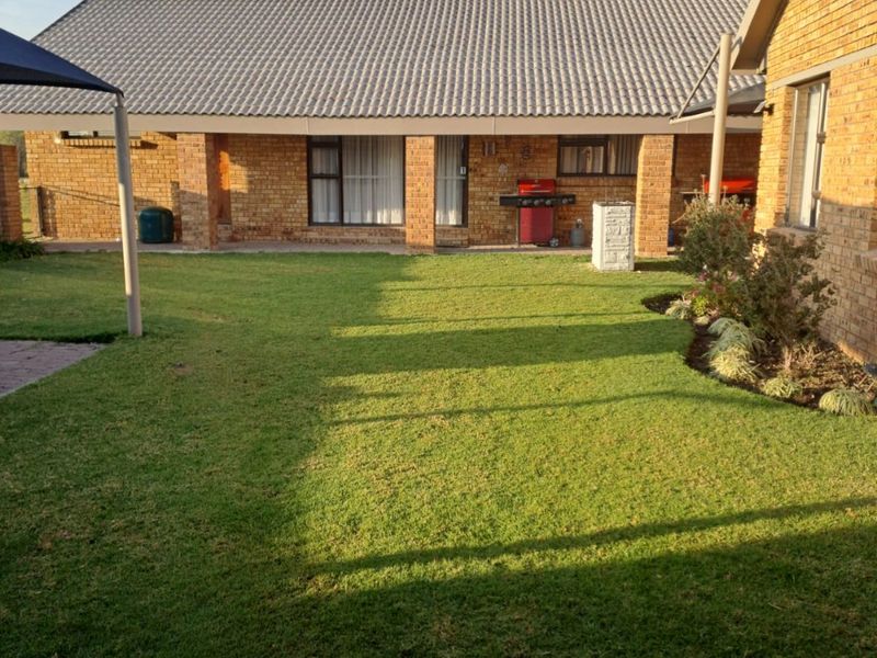 Exclusive Waterfront Lifestyle & Investment Estate on the Vaal Dam - Photo 9