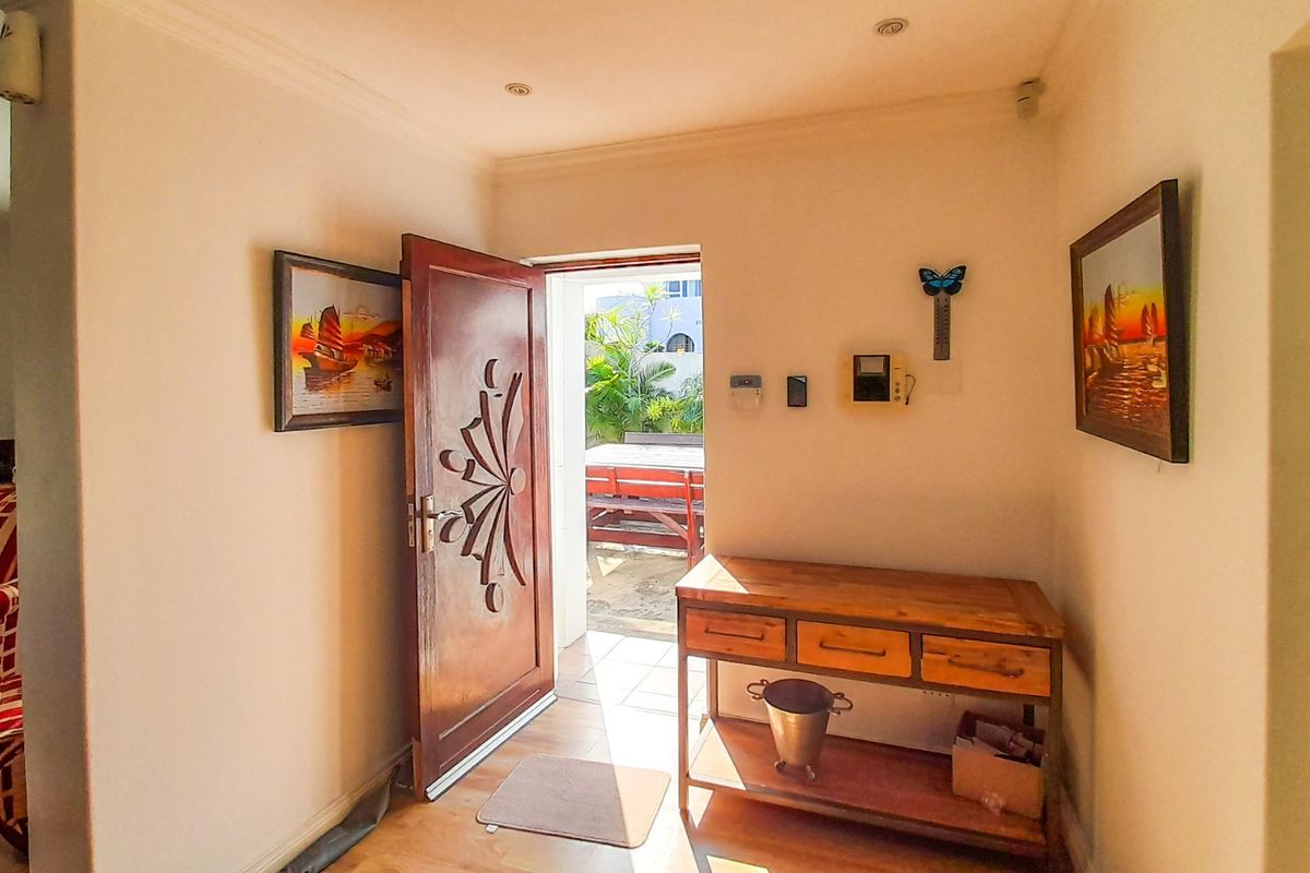 Electronically Smart Coastal Luxury Home for Sale in Sunrise on Sea - EXCLUSIVE Mandate - Photo 5