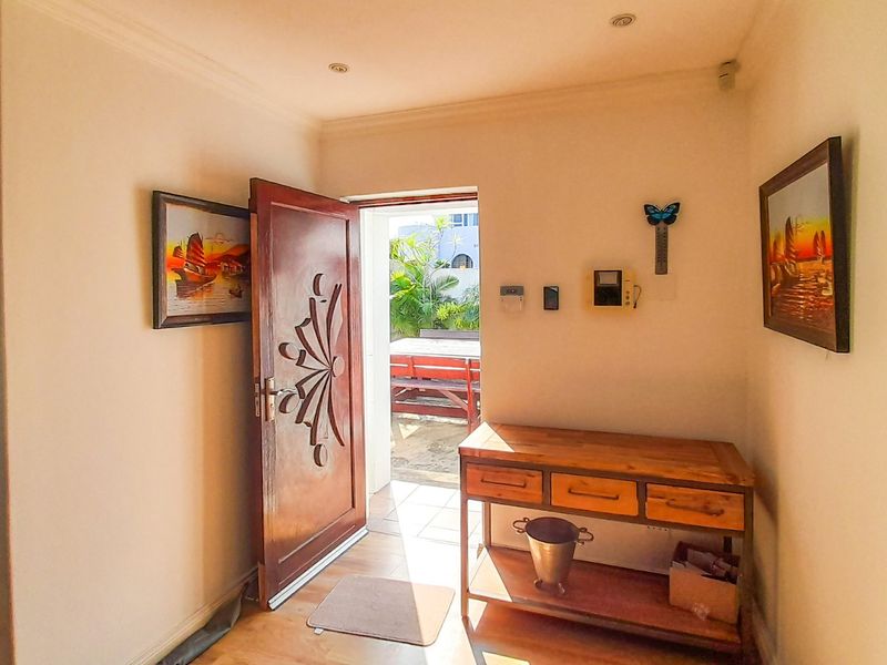 Electronically Smart Coastal Luxury Home for Sale in Sunrise on Sea - EXCLUSIVE Mandate - Photo 5
