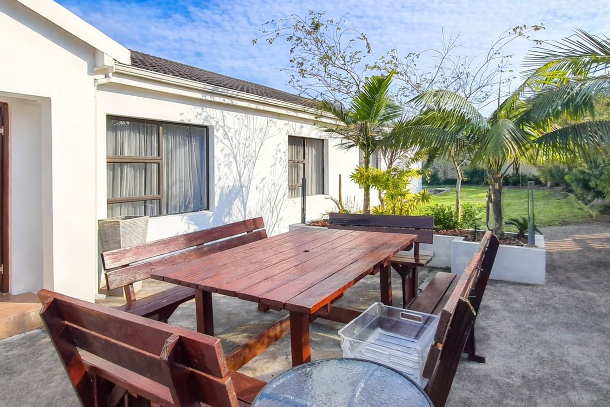 Electronically Smart Coastal Luxury Home for Sale in Sunrise on Sea - EXCLUSIVE Mandate - Photo 3