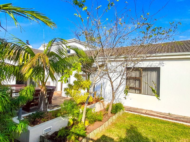 Electronically Smart Coastal Luxury Home for Sale in Sunrise on Sea - EXCLUSIVE Mandate - Photo 2
