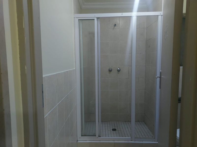 2 Bedroom 2 Bathroom Apartment For Rent - Photo 9
