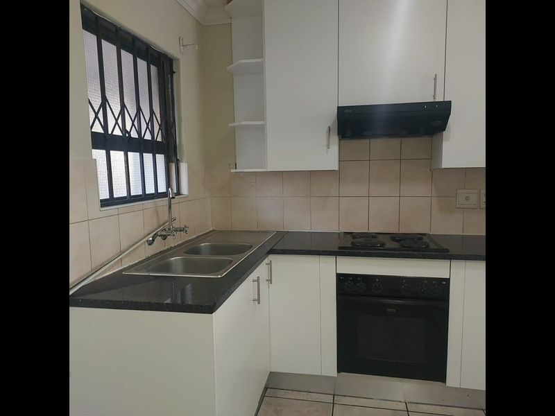 2 Bedroom 2 Bathroom Apartment For Rent - Photo 1
