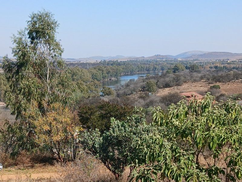 PRIME RIVER & COUNTRY VIEW STAND - Photo 1