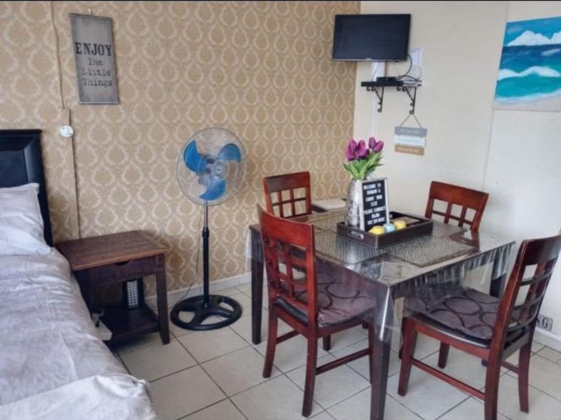 A Studio Apartment For Sale In South Beach, Durban - Photo 5