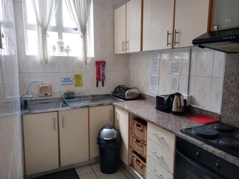 A Studio Apartment For Sale In South Beach, Durban - Photo 1