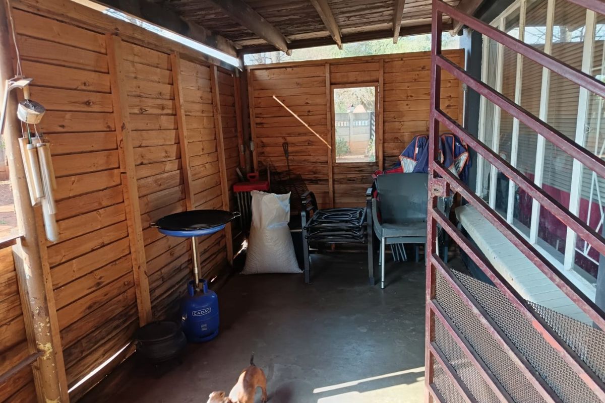 3 Bedroom house for sale in Stilfontein - Photo 5