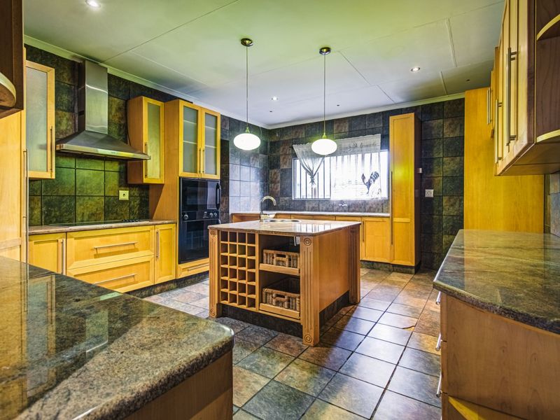 PRIME BUSINESS PREMISES FOR SALE! - Photo 9