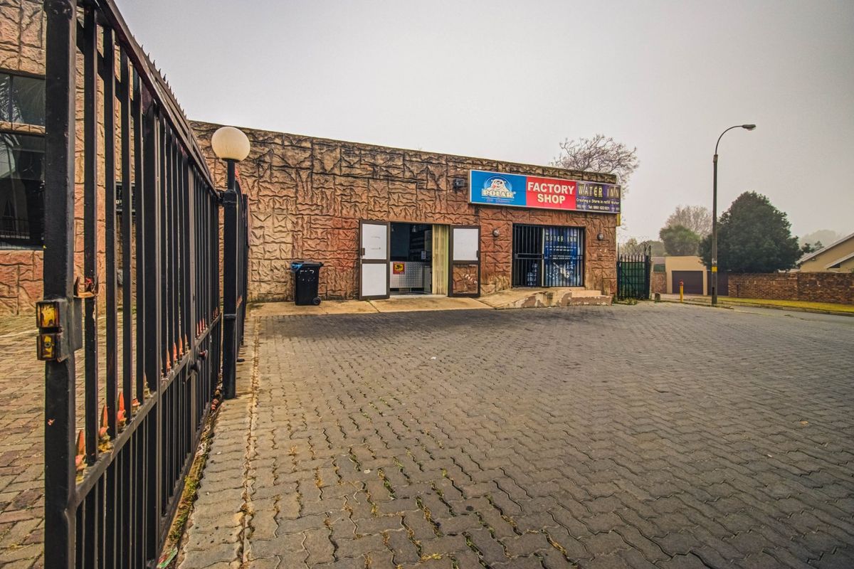 PRIME BUSINESS PREMISES FOR SALE! - Photo 4