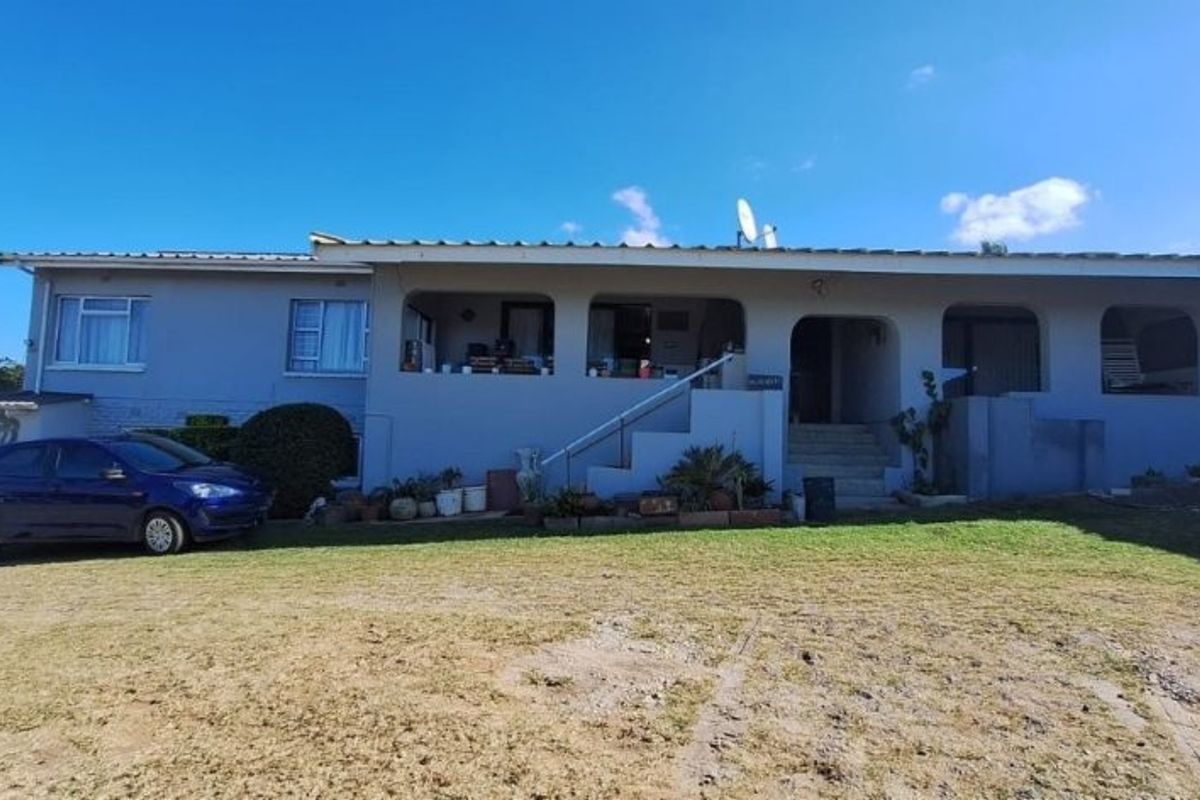 Stunning Sea Views In A Secure Complex - Photo 2