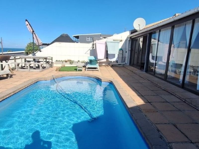 Stunning Sea Views In Secure Complex - Photo 5