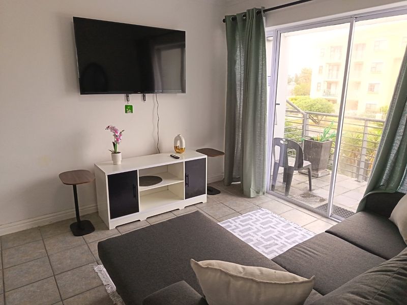 # Bedroom Furnished apartment - The Sands - Photo 5
