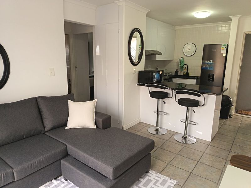 # Bedroom Furnished apartment - The Sands - Photo 6