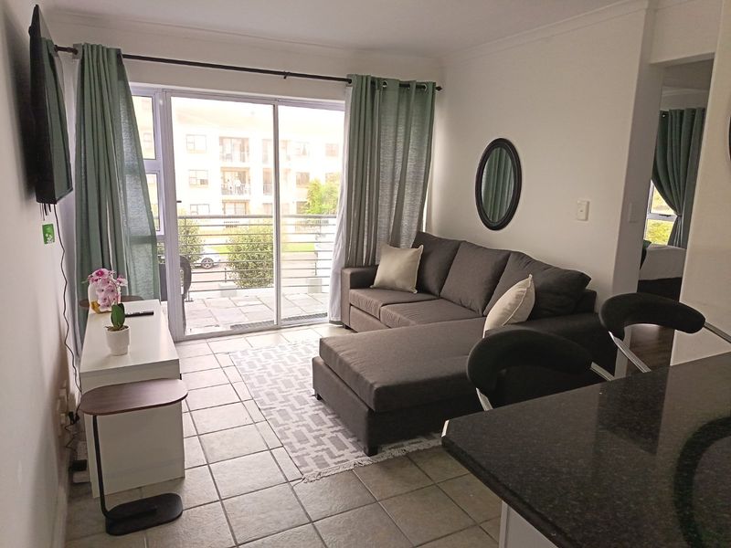 # Bedroom Furnished apartment - The Sands - Photo 4