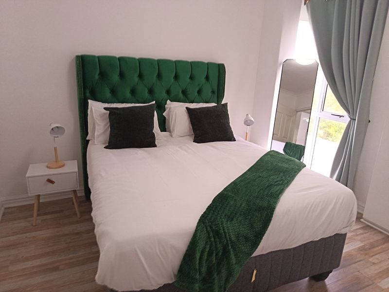 # Bedroom Furnished apartment - The Sands - Photo 10