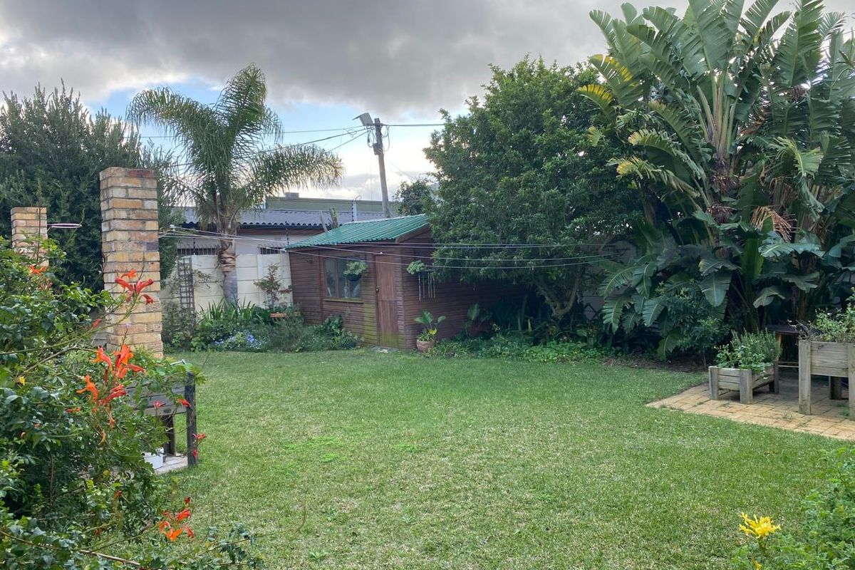 3 Bedroom House On Auction in Diep River - Photo 3