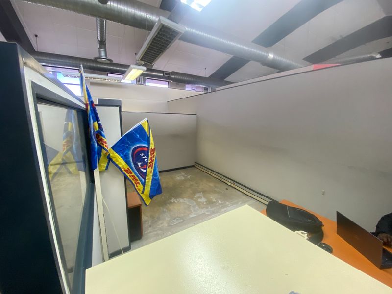 483m2 Space to Let  - Photo 6