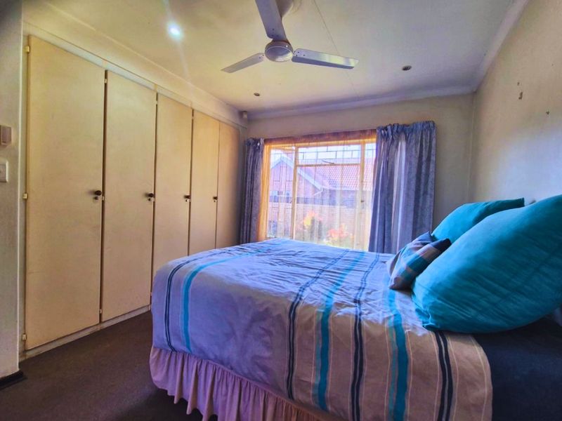 Secure Living with Exceptional Renovation Potential – No Levies - Photo 9