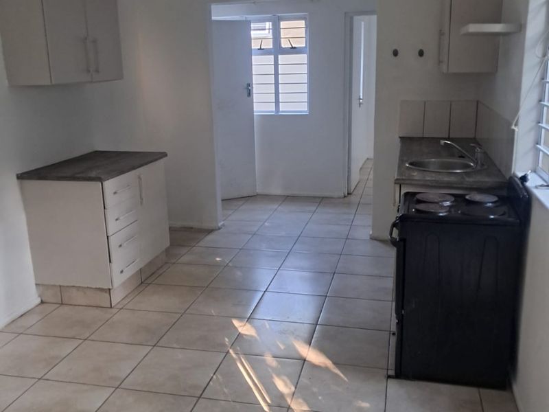 Quaint 1 Bed Garden Cottage in Westville  - Photo 1
