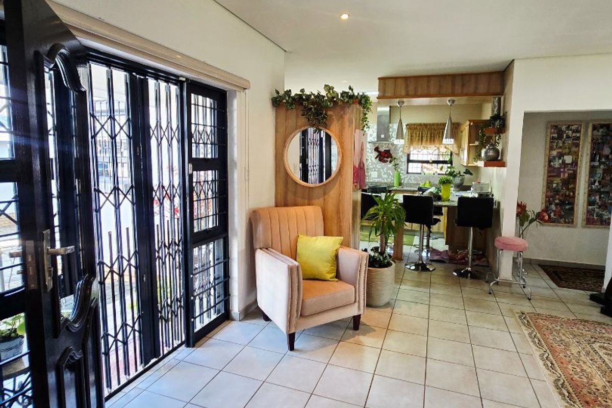 Exclusive Investment Opportunity in Prime Wilkoppies | A Rare Find - Photo 3