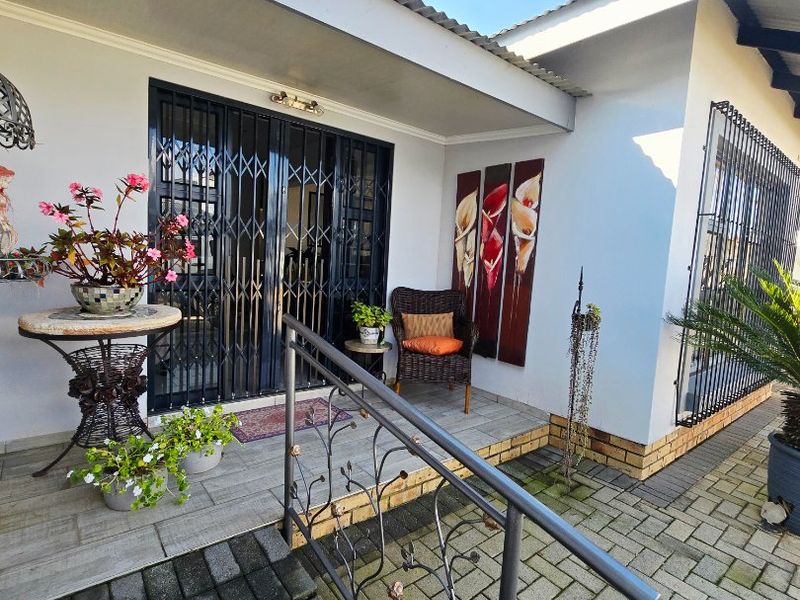 Exclusive Investment Opportunity in Prime Wilkoppies | A Rare Find - Photo 2
