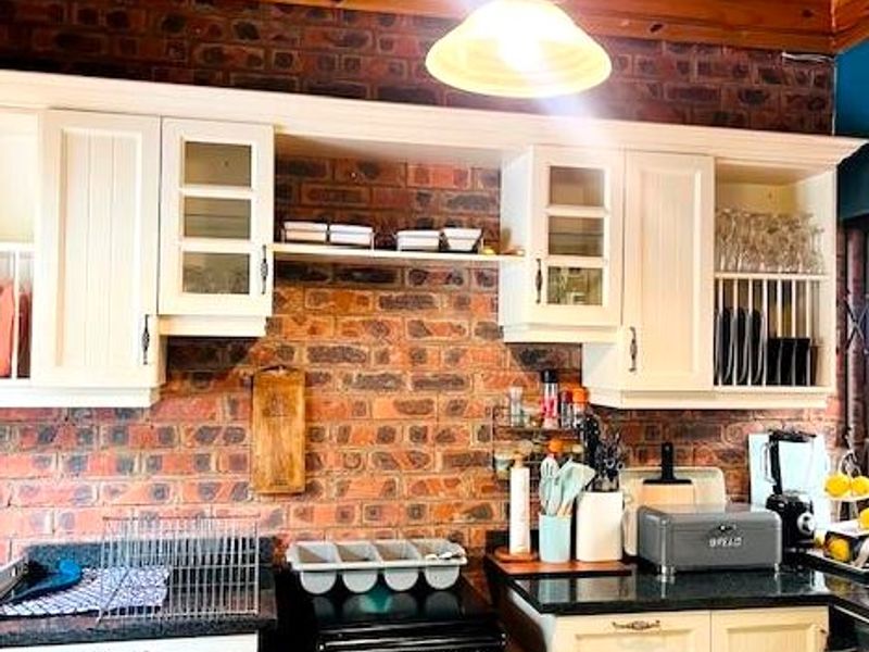 Spacious, well maintained Three Bed Freestanding Family Home To Let- Harvard Street, Howick Central - Photo 6