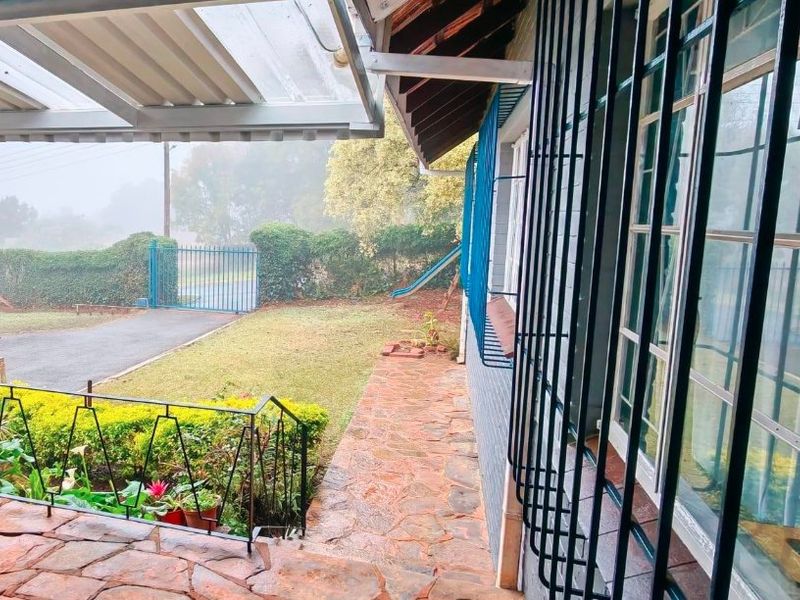 Spacious, well maintained Three Bed Freestanding Family Home To Let- Harvard Street, Howick Central - Photo 3