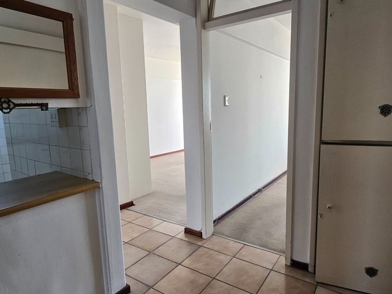 Bright & Airy Apartment | Musgrave - Photo 2