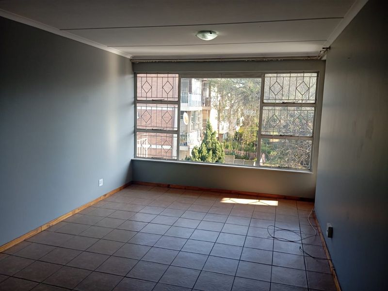 A two bedroom flat in Gavinglen Lyndhurst - Photo 10