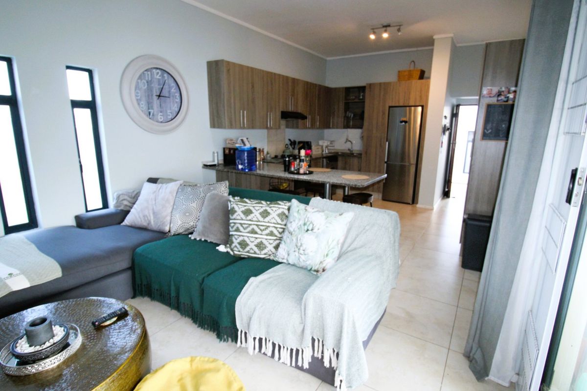 Experience Secure, Pet-Friendly Lifestyle Estate Living - Photo 2
