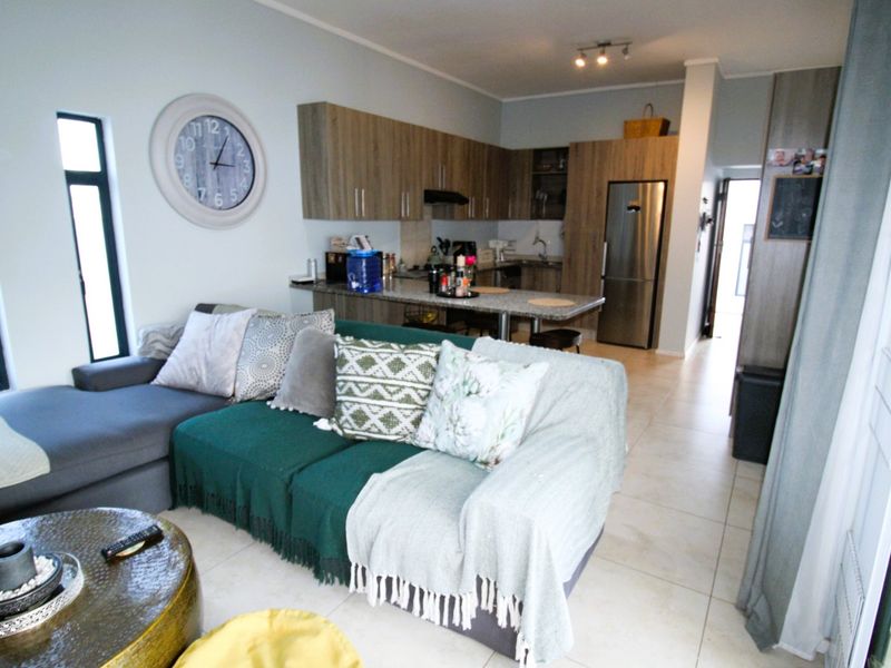 Experience Secure, Pet-Friendly Lifestyle Estate Living - Photo 2