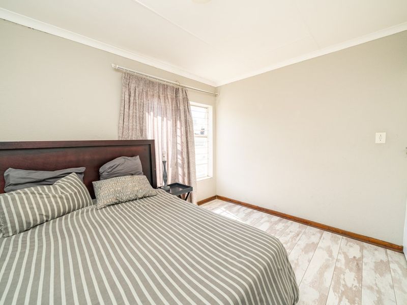 Secure & Spacious 2-Bedroom Flat – Perfect for Comfortable Living!  - Photo 7