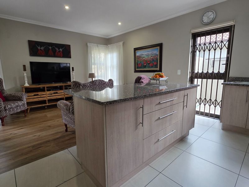 Affordable Retirement.... Life Right Opportunity with Capital Growth... No Transfer Fees Payable  !!! - Photo 2