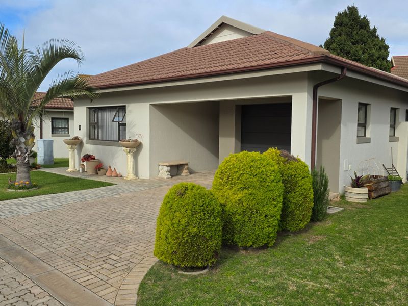 Affordable Retirement.... Life Right Opportunity with Capital Growth... No Transfer Fees Payable  !!! - Photo 1