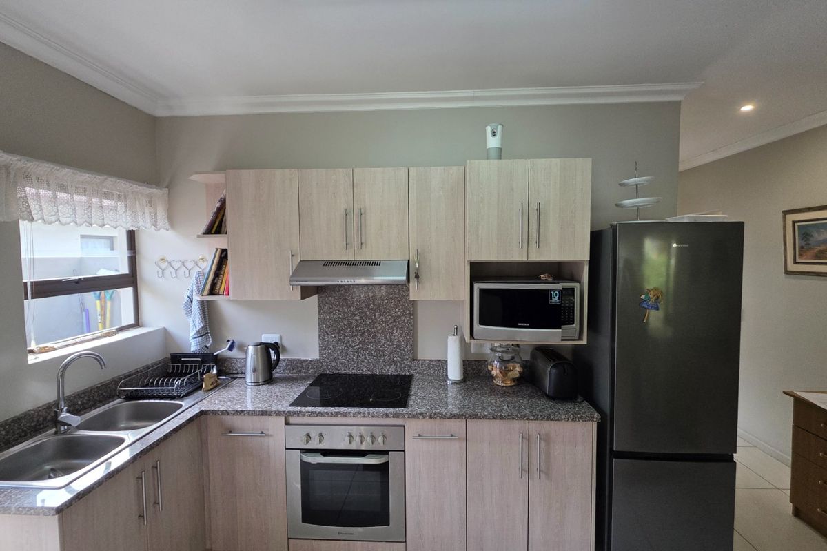 Affordable Retirement.... Life Right Opportunity with Capital Growth... No Transfer Fees Payable  !!! - Photo 5
