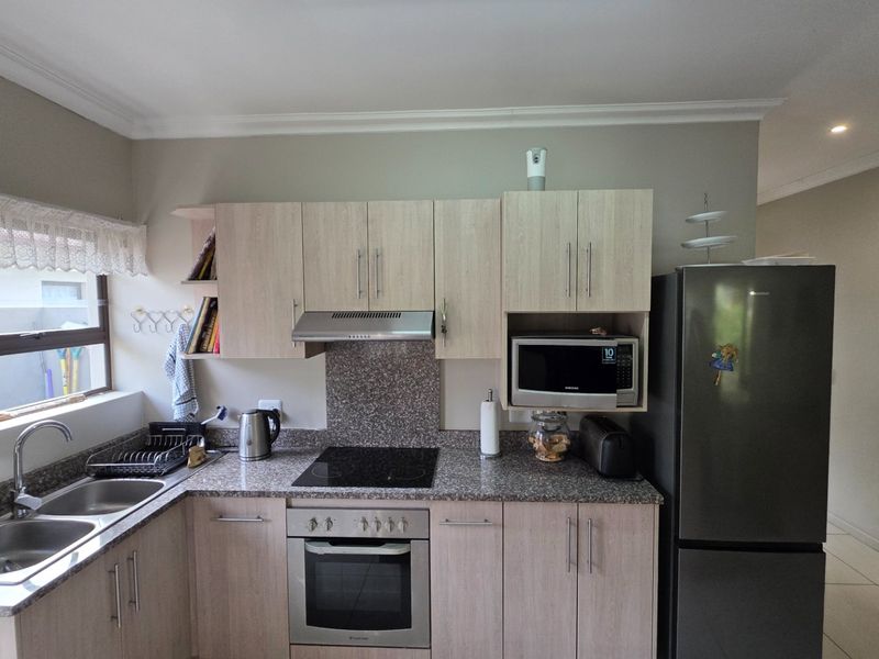Affordable Retirement.... Life Right Opportunity with Capital Growth... No Transfer Fees Payable  !!! - Photo 5