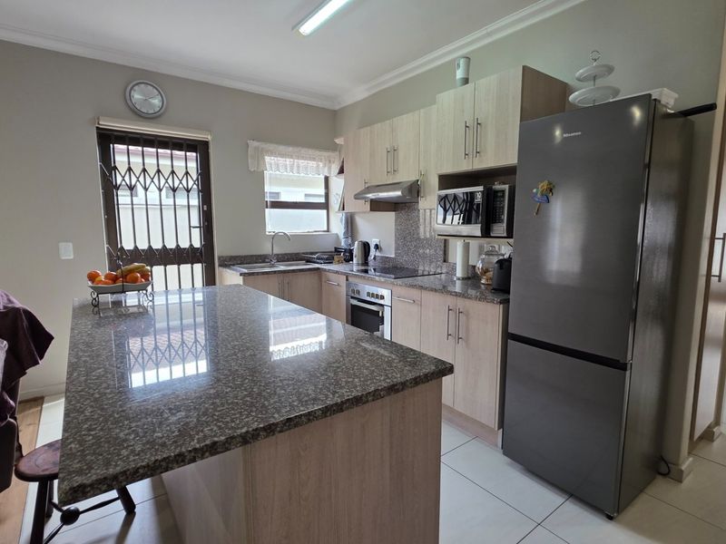 Affordable Retirement.... Life Right Opportunity with Capital Growth... No Transfer Fees Payable  !!! - Photo 3