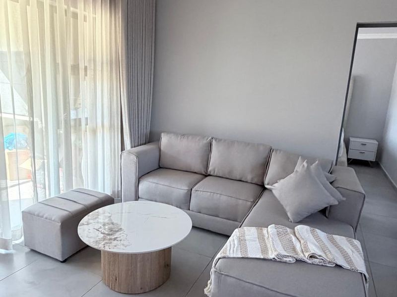 For Sale – 2 Bedroom, 1 Bathroom Home in Melodie - Photo 5
