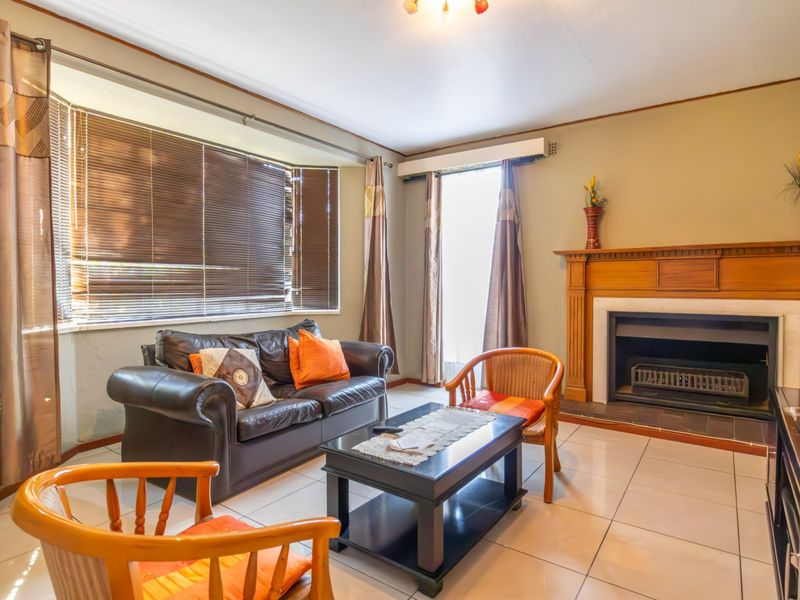 Spacious Family Home - Perfectly positioned and packed with extras - Photo 6