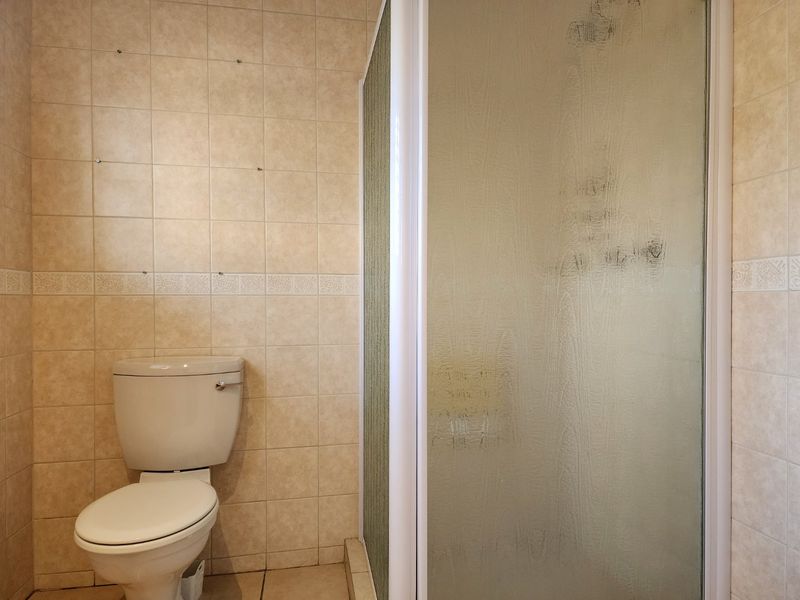 2 BEDROOM TOWNHOUSE IN FLAMWOOD - Photo 8