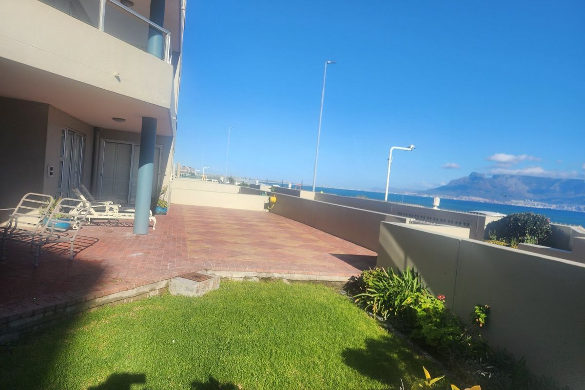 Sophisticated Coastal Living in a Prime Tableview - Photo 4